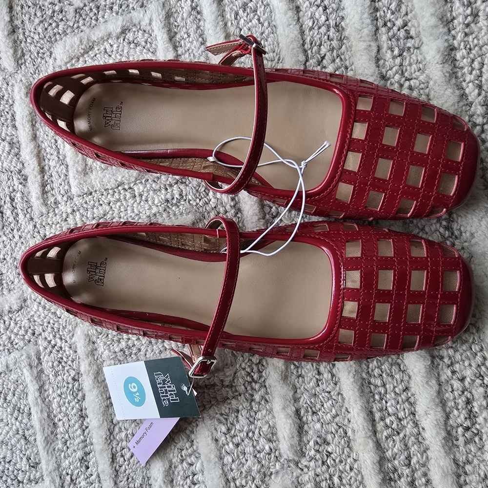 wild fable Red Woven Patent Mary Jane Flats - Picture 2 of 8